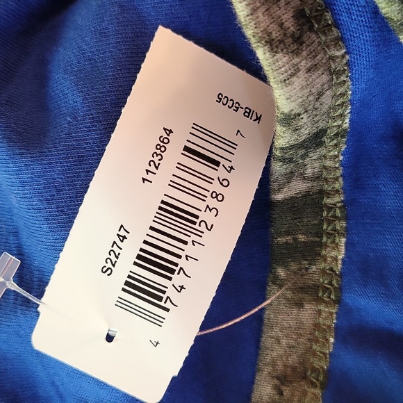 NWT Mossy Oak "Born Wild" onesie/bodysuit - Picture 3 of 4